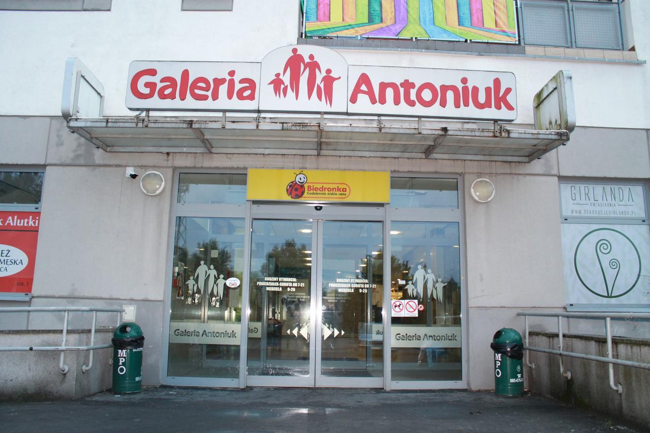 Apartament Antoniukowska 60 ビャウィストク エクステリア 写真