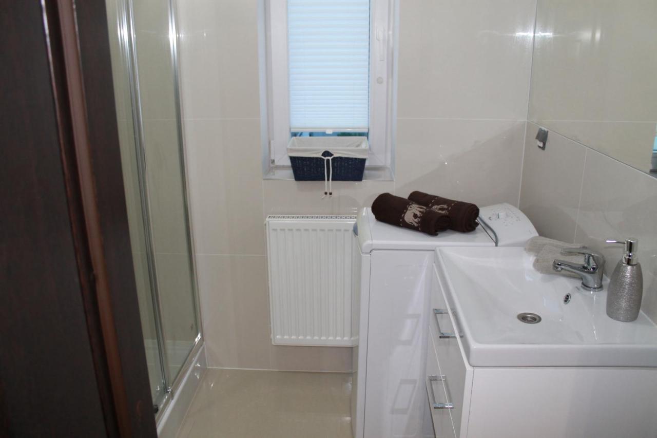 Apartament Antoniukowska 60 ビャウィストク エクステリア 写真