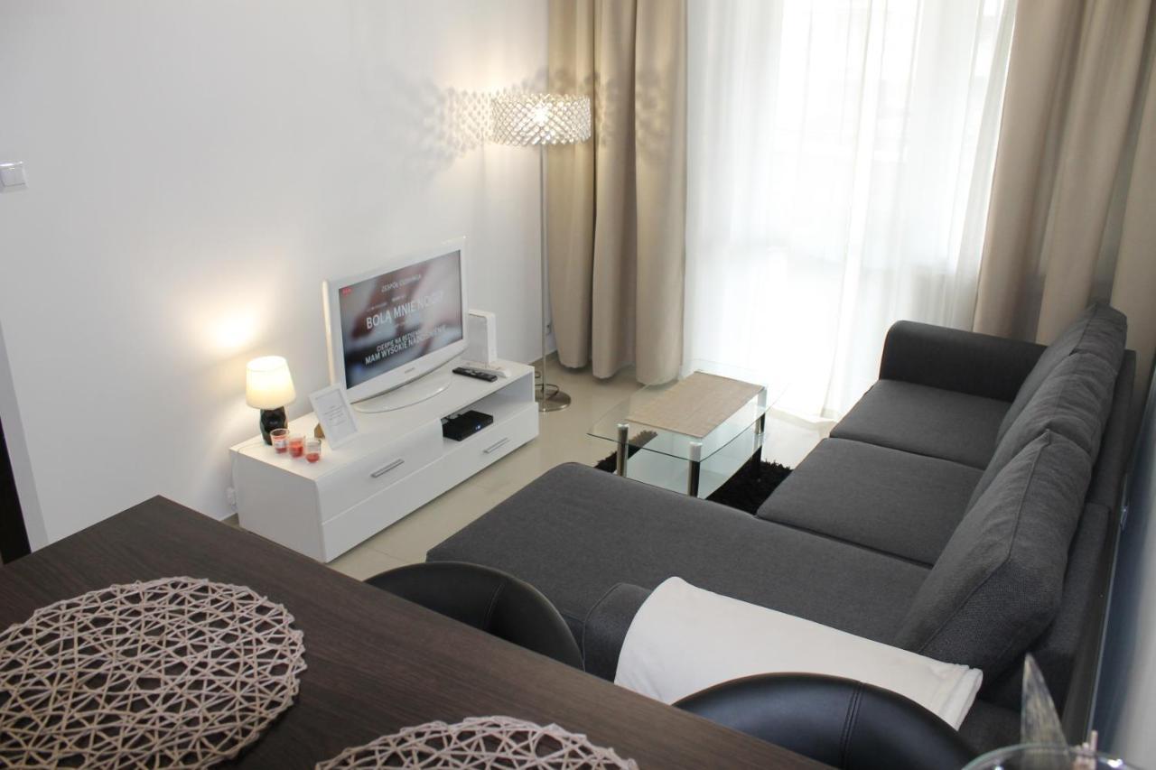 Apartament Antoniukowska 60 ビャウィストク エクステリア 写真