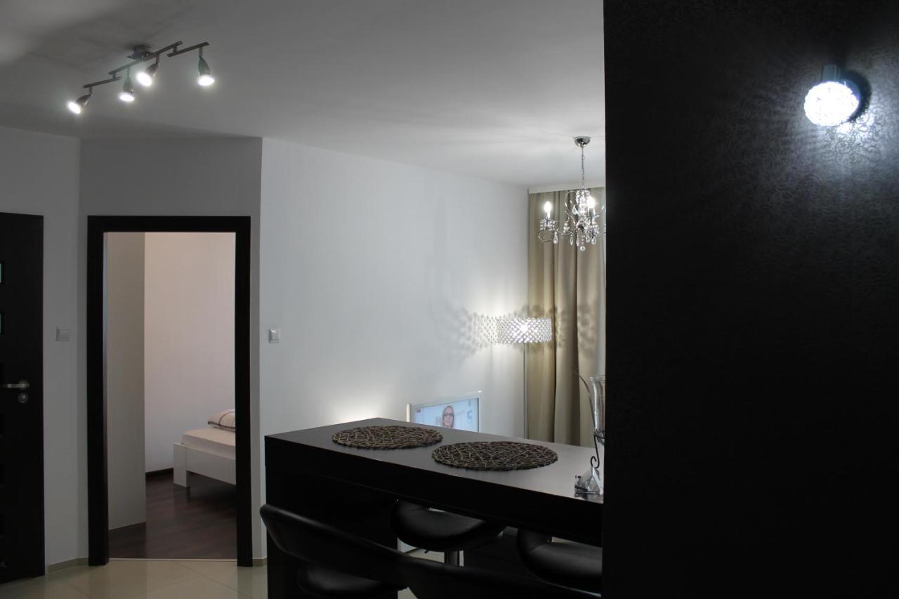 Apartament Antoniukowska 60 ビャウィストク エクステリア 写真
